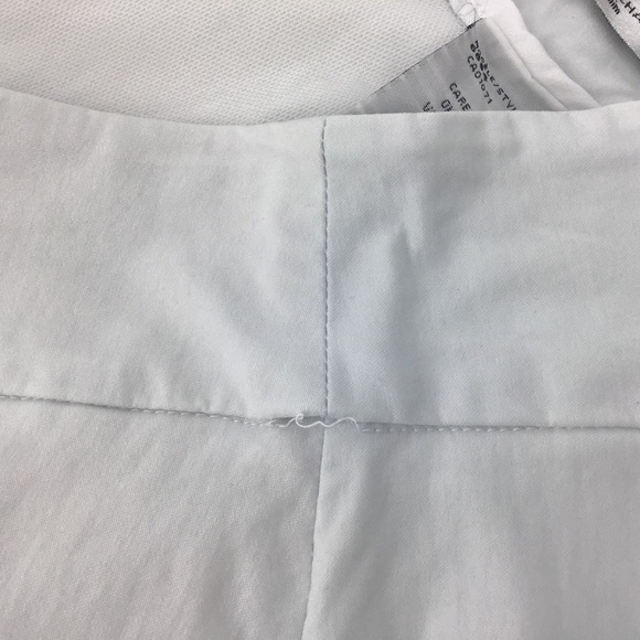 Simon Chang White Pull-On Capri Pants, Size 10 - Picture 15 of 15